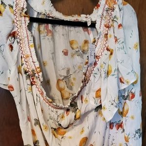 Maurices Summer shirt